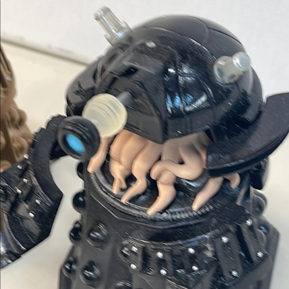 Set of 2 Dr. Who series Delek 3.5 inch figures by Funko pop - Picture 4 of 16